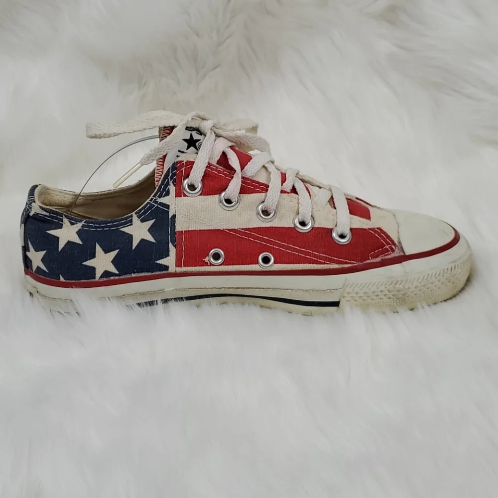 Vintage Converse Chuck Taylor American Flag Patriotic Made USA Kids Size 4